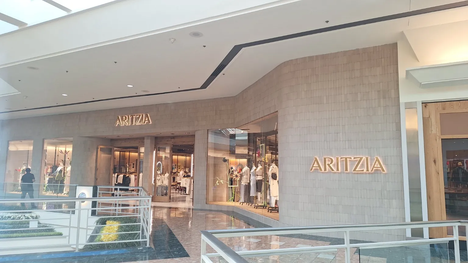 Aritzia – The Gardens Mall electrical project in Palm Beach Gardens, FL